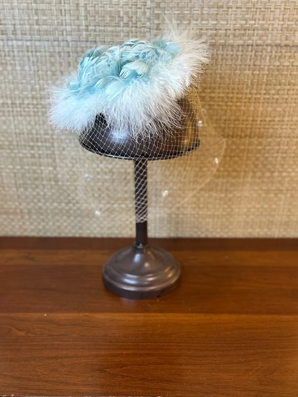 VTG 1960s Tiffany Blue Marabou Feather Birdcage Fascinator Cocktail Hat - Picture 2 of 11